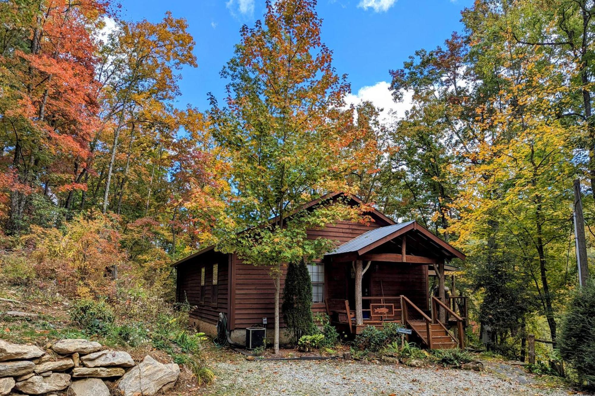 Lakeside Cashiers Cabin With Private Boat Dock! Cullowhee Exterior photo